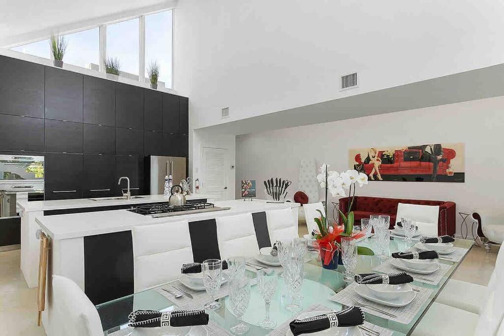 Monroe Mansion Villa Fort Lauderdale Bagian luar foto